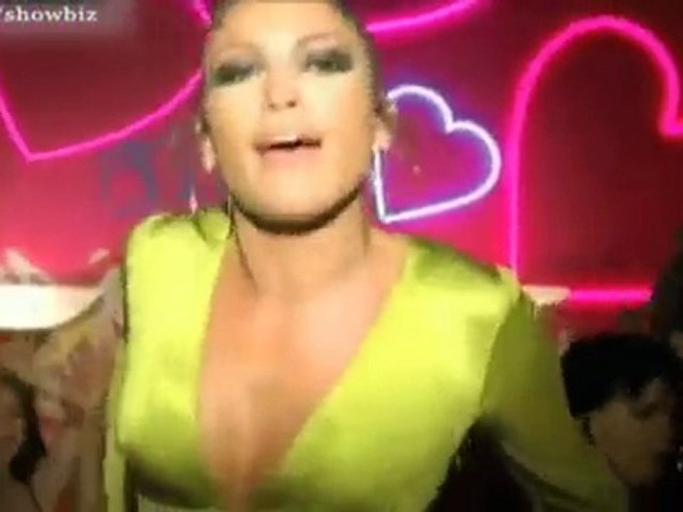 Jennifer Lopez and Steven Tyler Talk Idol