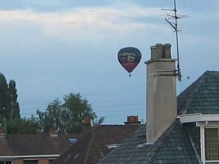 montgolfiere au dessus de cuincy