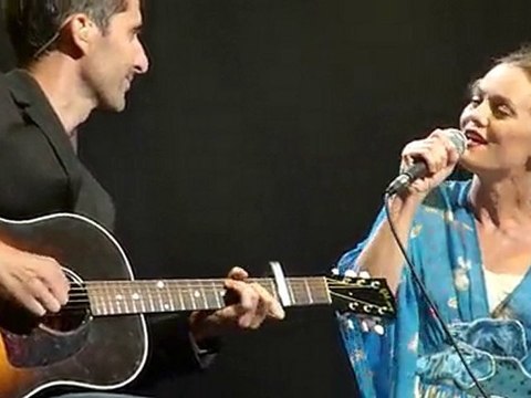 17.09.10 PEACE ONE DAY Vanessa Paradis Pourtant