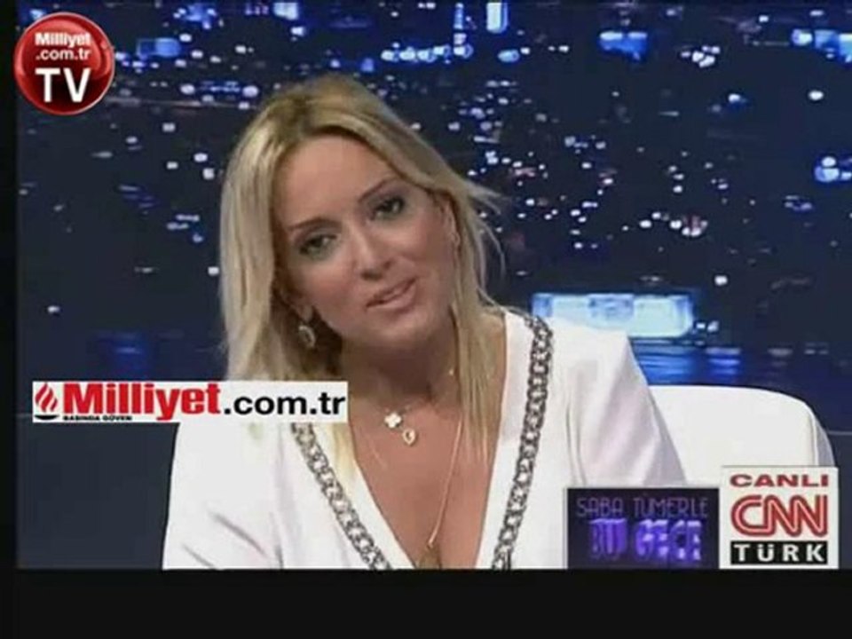 Saba Tümer fena şakalandı