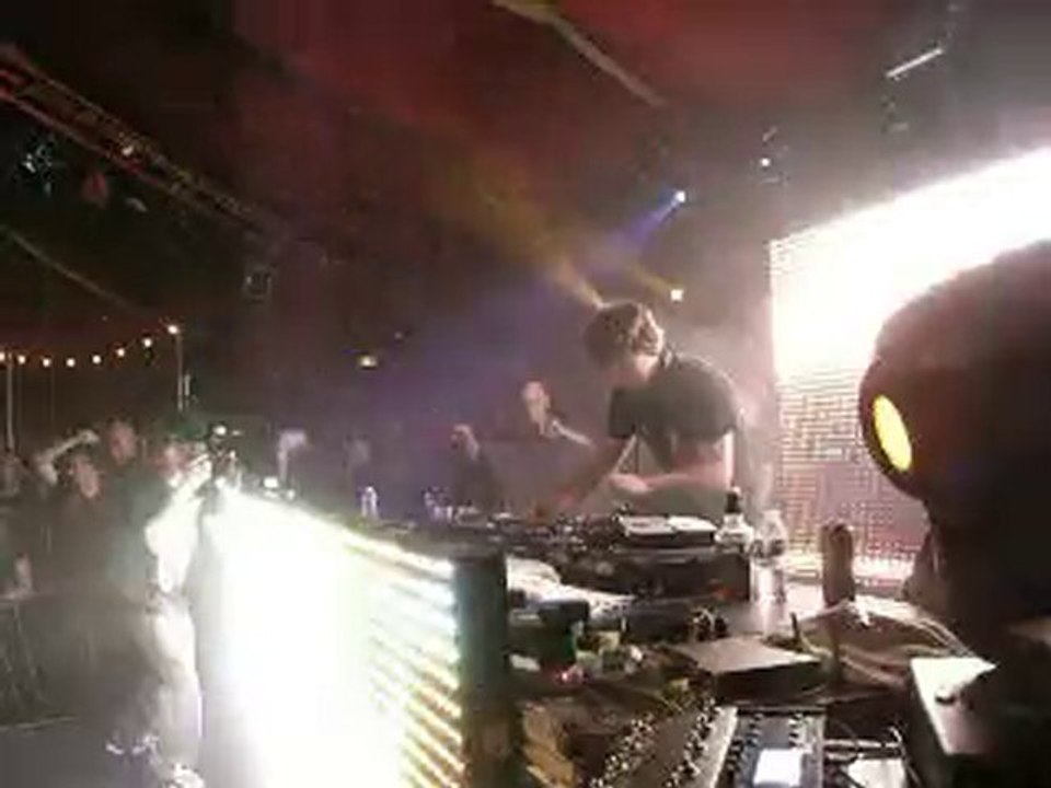 100924 Jungle Juice 3 years anniversary 05 Noisia