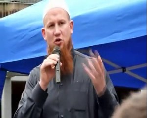 Warum verbrennen die Muslime nicht die Bibel?