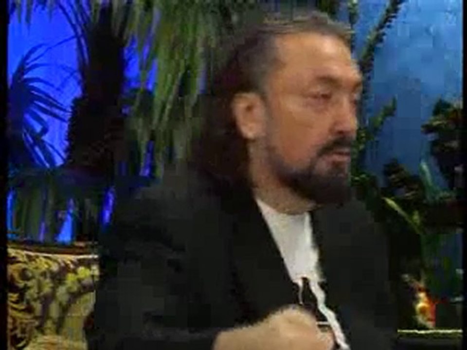 Adnan Oktar Guneydogu OlayTV röportajından devlet sevgi