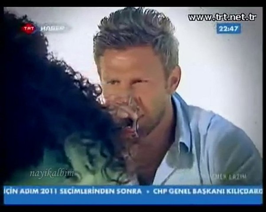 16 Serdar Tuncer Uğur Işılak Hasret üzerine 2010 TRT