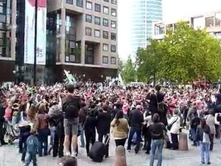 Flash mob biennale de la danse 2010 Lyon part-dieu