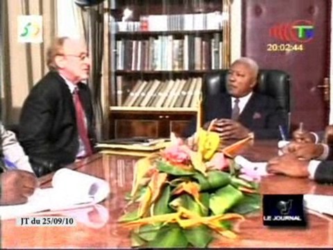 Isidore Mvouba reçoit le DG de Saris Congo