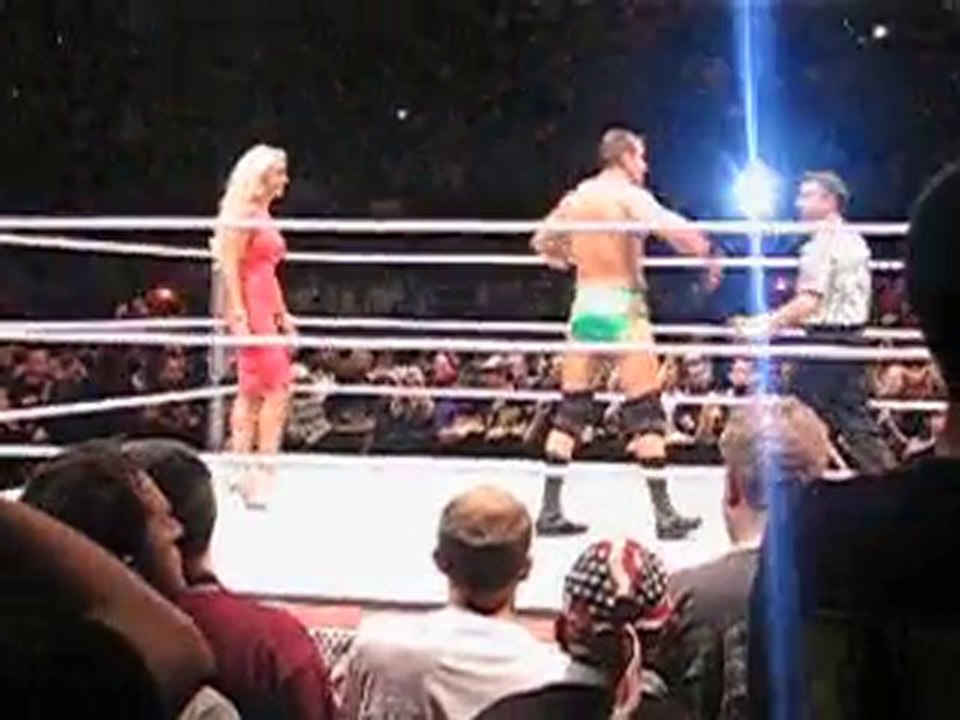 Entrée Maryse - Ted Dibiase - Great Khali
