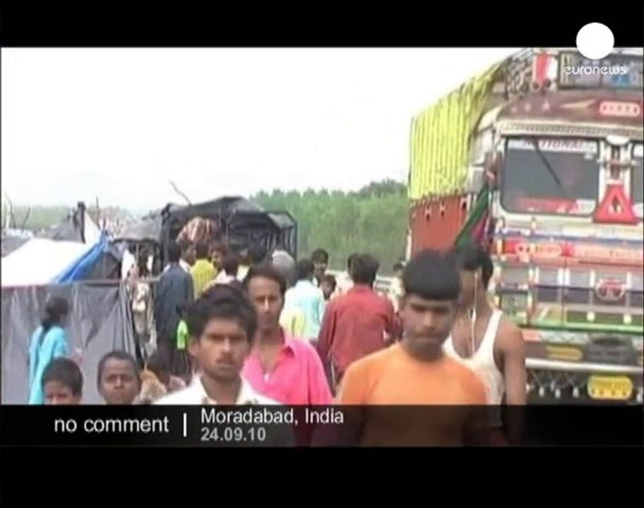 Floods in northern India cripple normal life - no comment