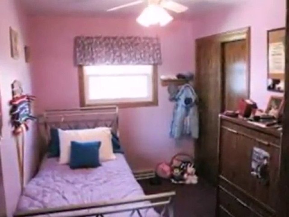 Homes for Sale - 1338 Santa Monica Cir - Waukesha, WI 53186