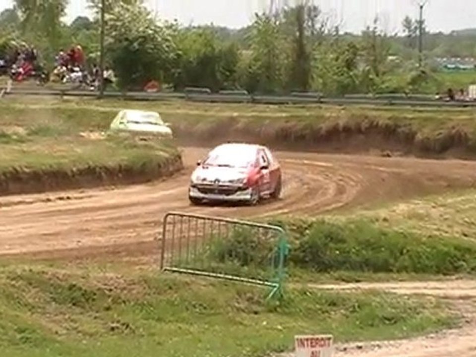 fol car laon suit 16/05/2010