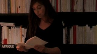 Dorothée Volut lecture de poésie à l'odeur du temps