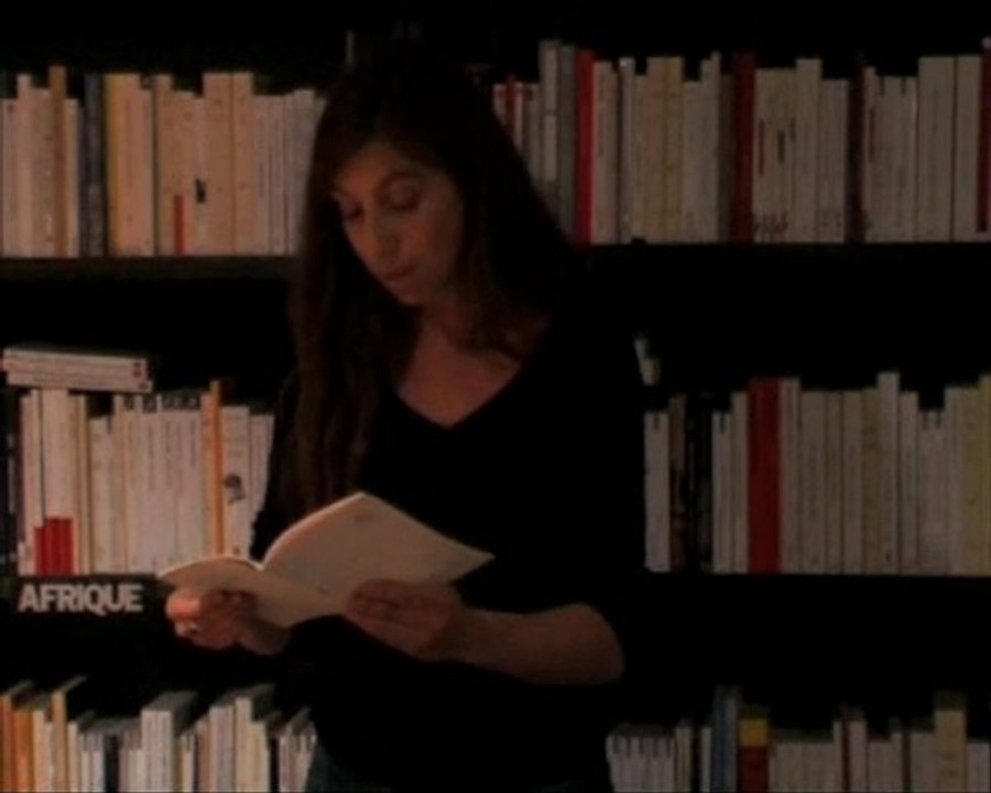 Dorothée Volut lecture de poésie à l'odeur du temps