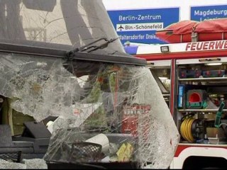Twelve killed in bus crash near Berlin