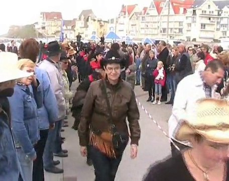 Record 2010 de danseurs à Wimereux