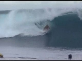 kelly slater -10 point ride - teahupoo 2005