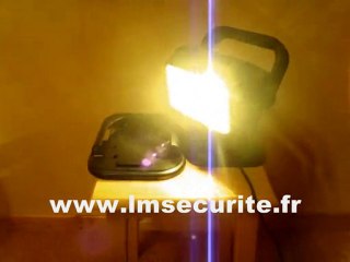 PROJECTEUR  MOTORISE  HALOGENE  TELECOMMANDE  SANS  FIL