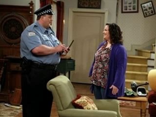 Mike and Molly season 1 episode 2  First Date