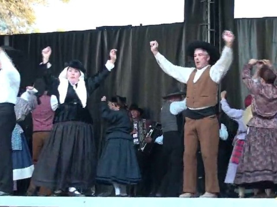 RANCHO FOLCLÓRICO ESTRELAS DAS VARZEAS LEIRIA