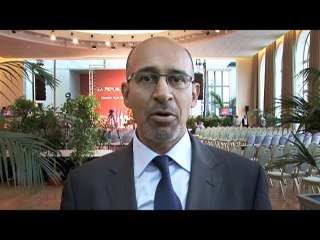 Harlem Désir: Votez à la convention international !