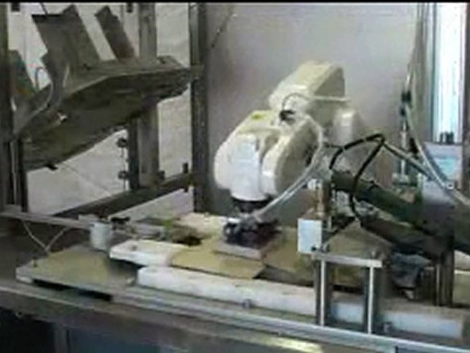 ABB Robotics - Picking and Packing stock cubes