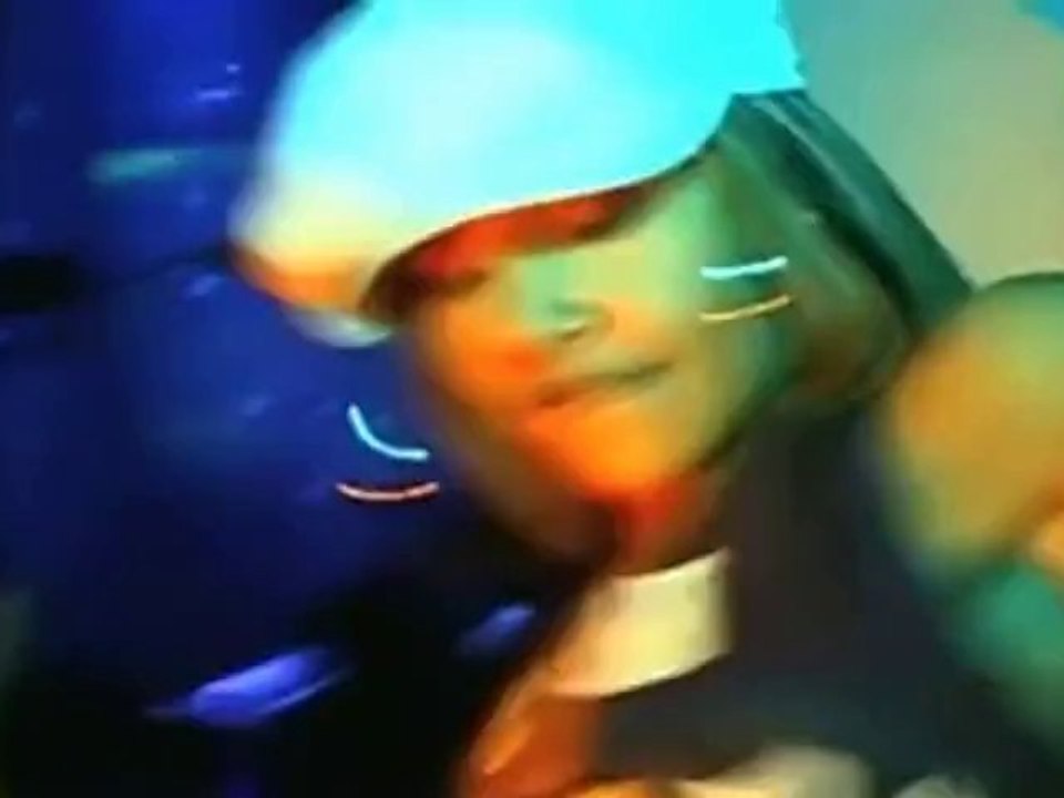 RIO - HOT GIRL