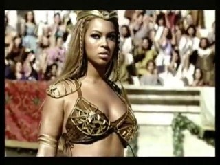 Beyoncé, Britney Spears, Enrique Iglesias & Pink au combat !