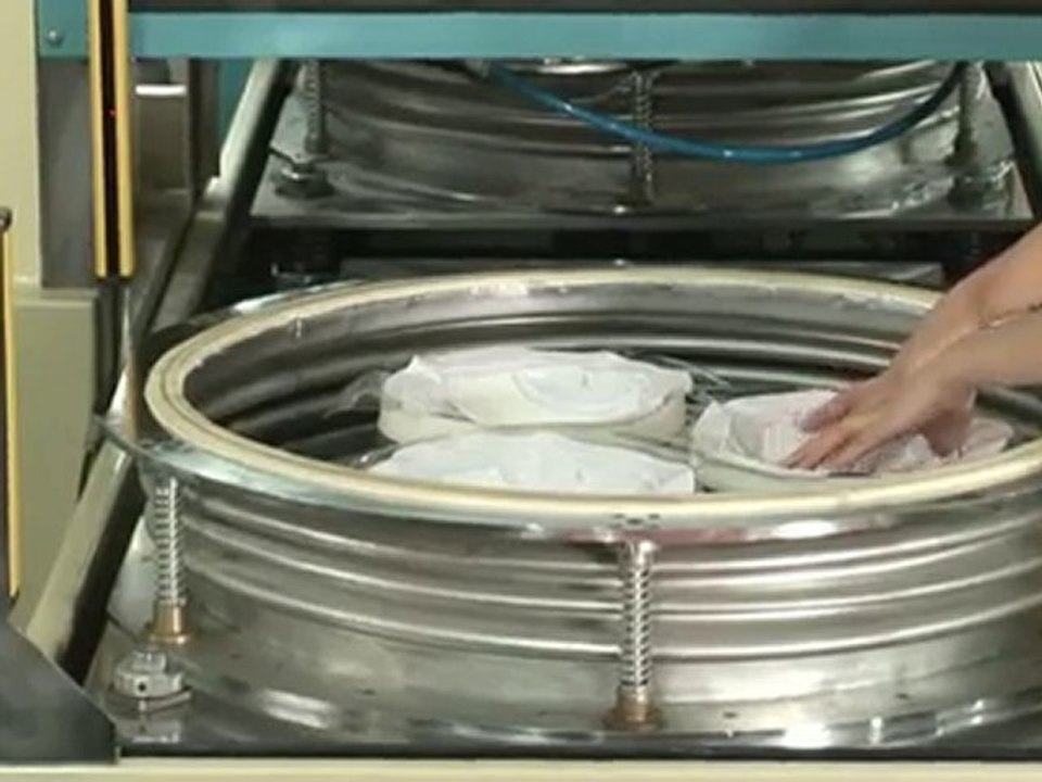 Production process of the official World Cup ball Jabulani