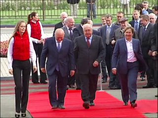 Medvedev fires veteran Moscow mayor