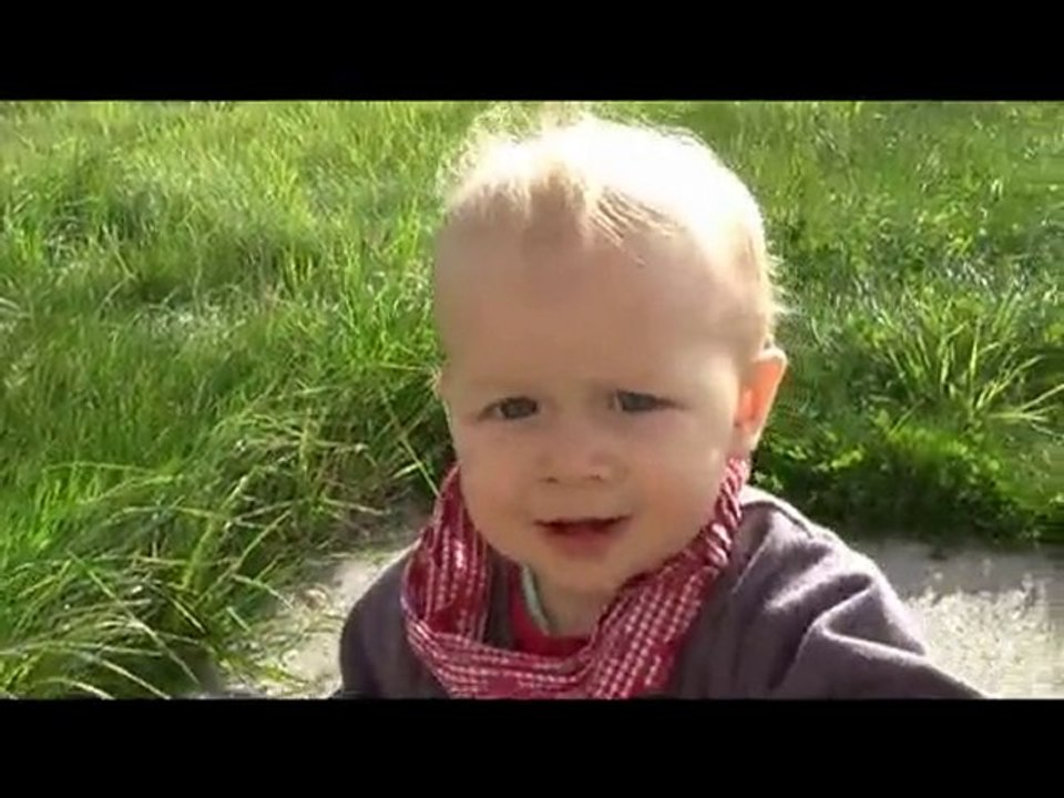 Melodie dans le jardin à Brest/ Melodie im Garten in Brest