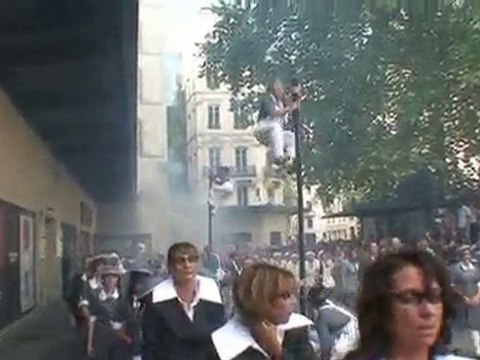 Biennale danse LYON 2010 - CAPI - IEI - Défilé 12 septembre