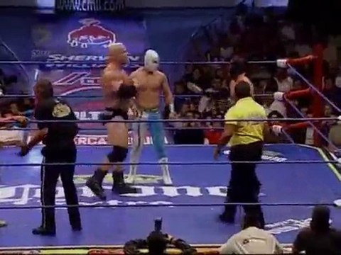 Místico, StrongMan, Valiente vs Terrible, Texano, Volador