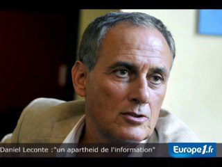 "Un apartheid de l'information"