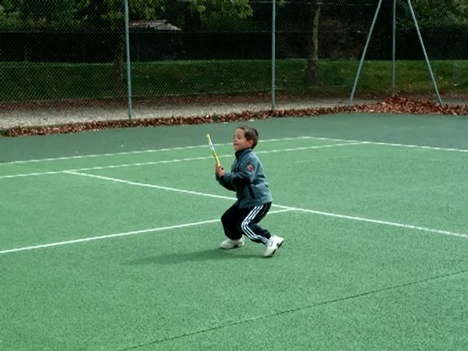 tennis Thomas2.mpg