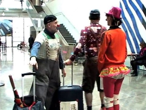 Vincennes : Clown Airline sur le Festival AMERICA