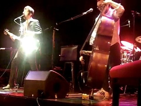 Megaphone tour 3 baudets