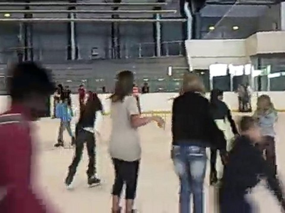 mon fils a la patinoire