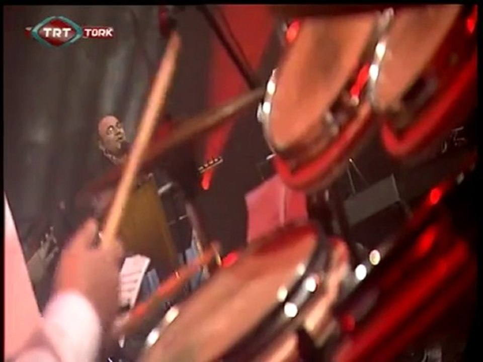 Kivircik Ali - Isirgan Otu