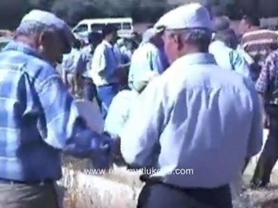 Fatma Turalın Cenaze Merasimi - 1 Mezara giris