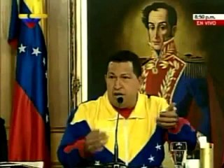 Chávez arremete contra una periodista