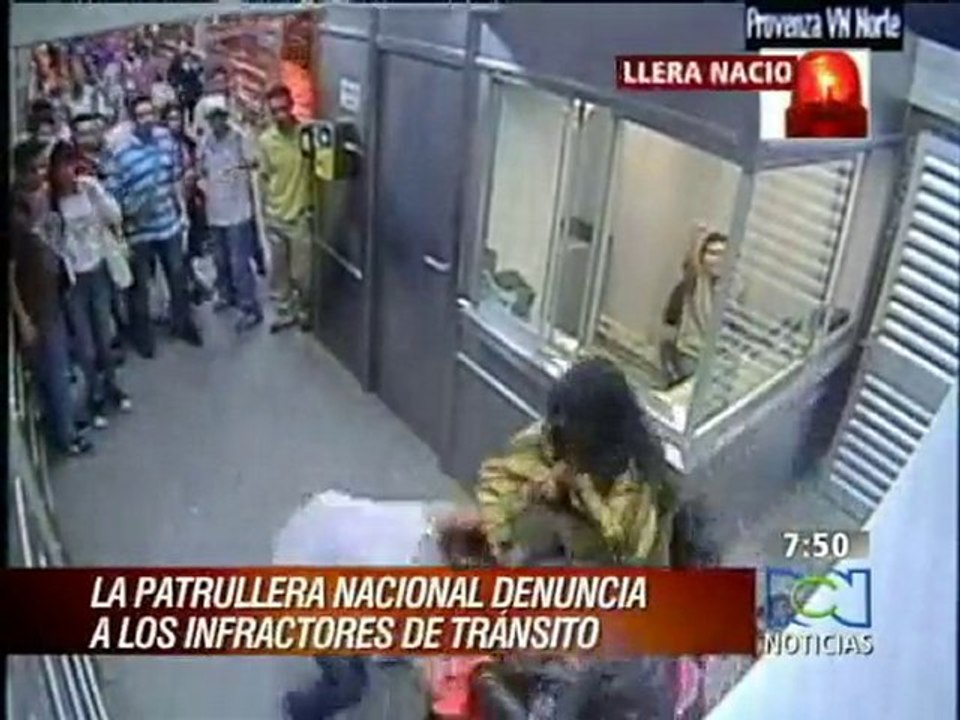 En ring de boxeo se convirti una estacin_de_Metrolnea_en_Bu