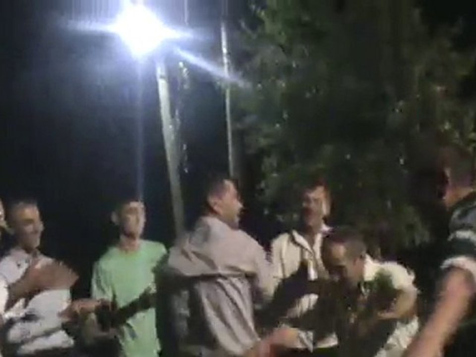 Domates salçaya devam kopan kopanaa:))