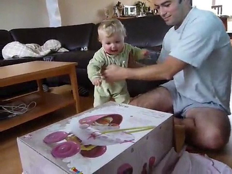 chloé et son cadeau