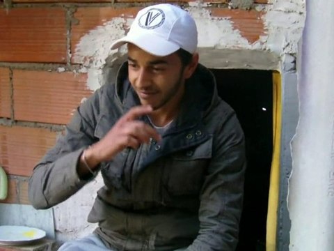 Street-bench-Le toc D'issam (sketch)