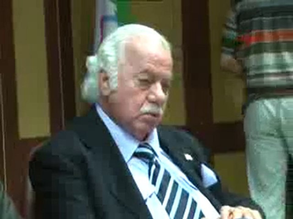 Deprem dede Ahmet Mete Işıkara Rize'de