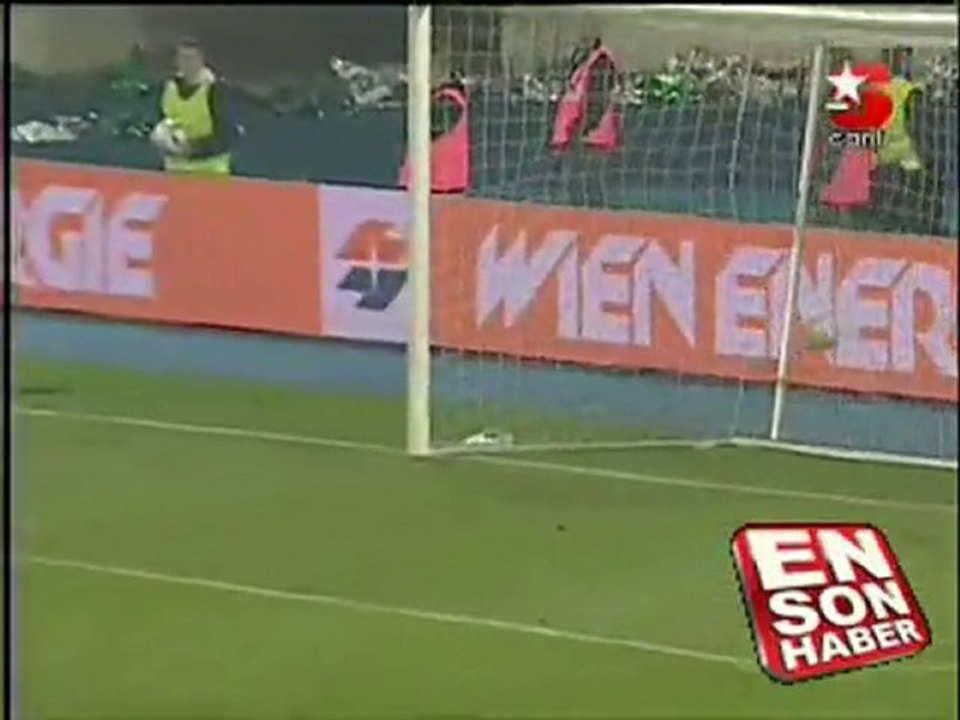 Rapid Wien 1-2 Beşiktaş Gol Bobo