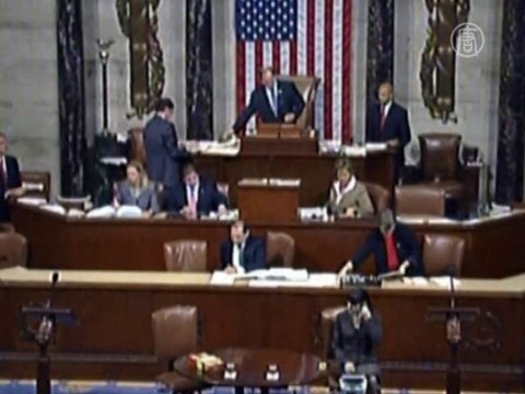 Повысить курс юаня требует Конгресс США