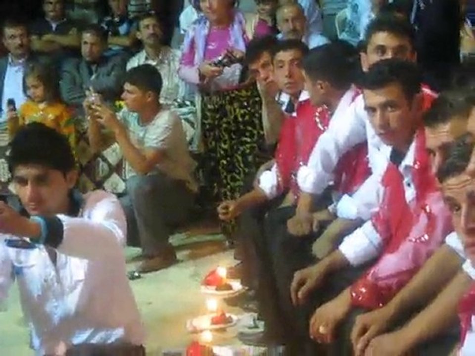 Çakıllar Kasabası 1990/3 tertip asker şenliği-01