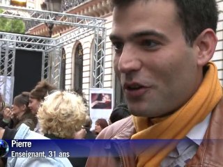 Paris: 700 anonymes défilent sur les Grands Boulevards