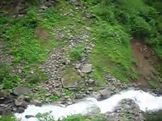 Dereler ÖZGÜR aksın