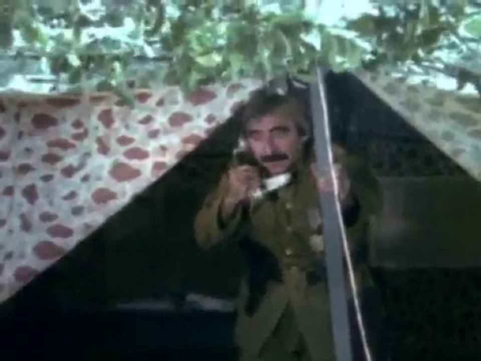 kumandan.